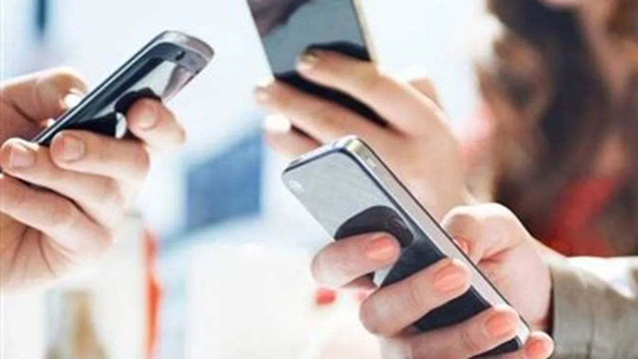 تحذير لمستخدمي الهواتف.. إيقاف الأجهزة غير المسددة للرسوم الجمركية في مصر